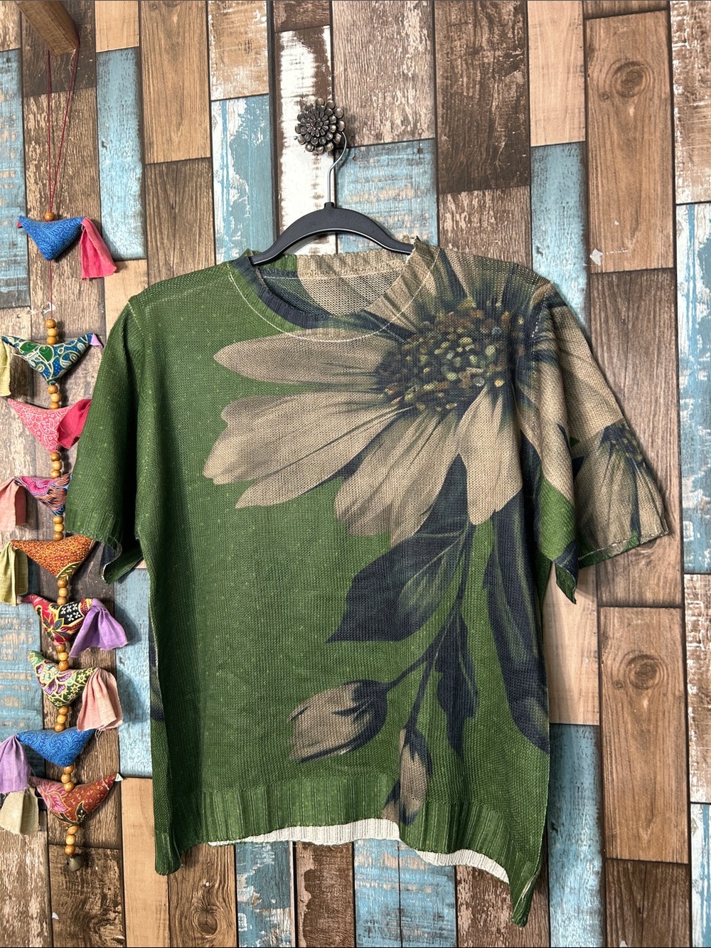Green Floral linen short  Sleeve Knit Top